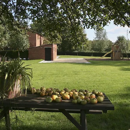 Vakantiewoning Monnikenhoeve Country house